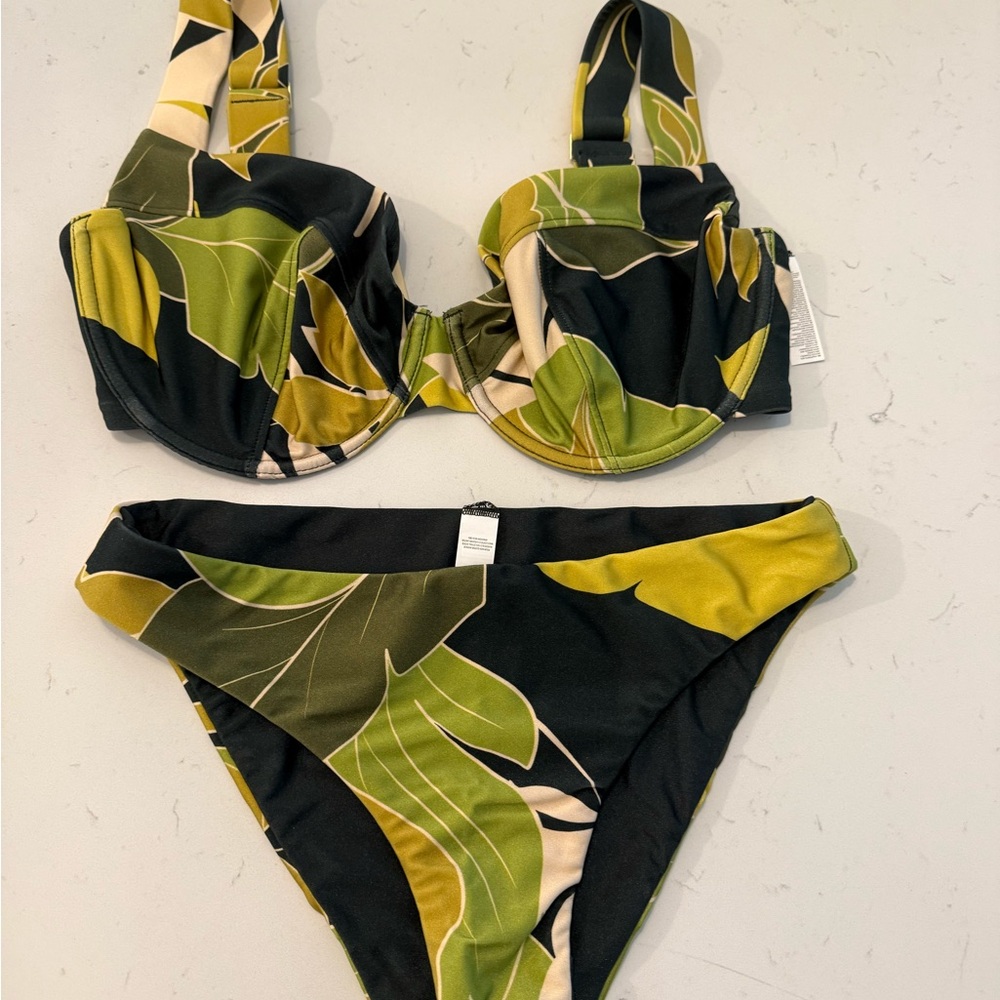Brand new pour moi dolce vita bathing suit
